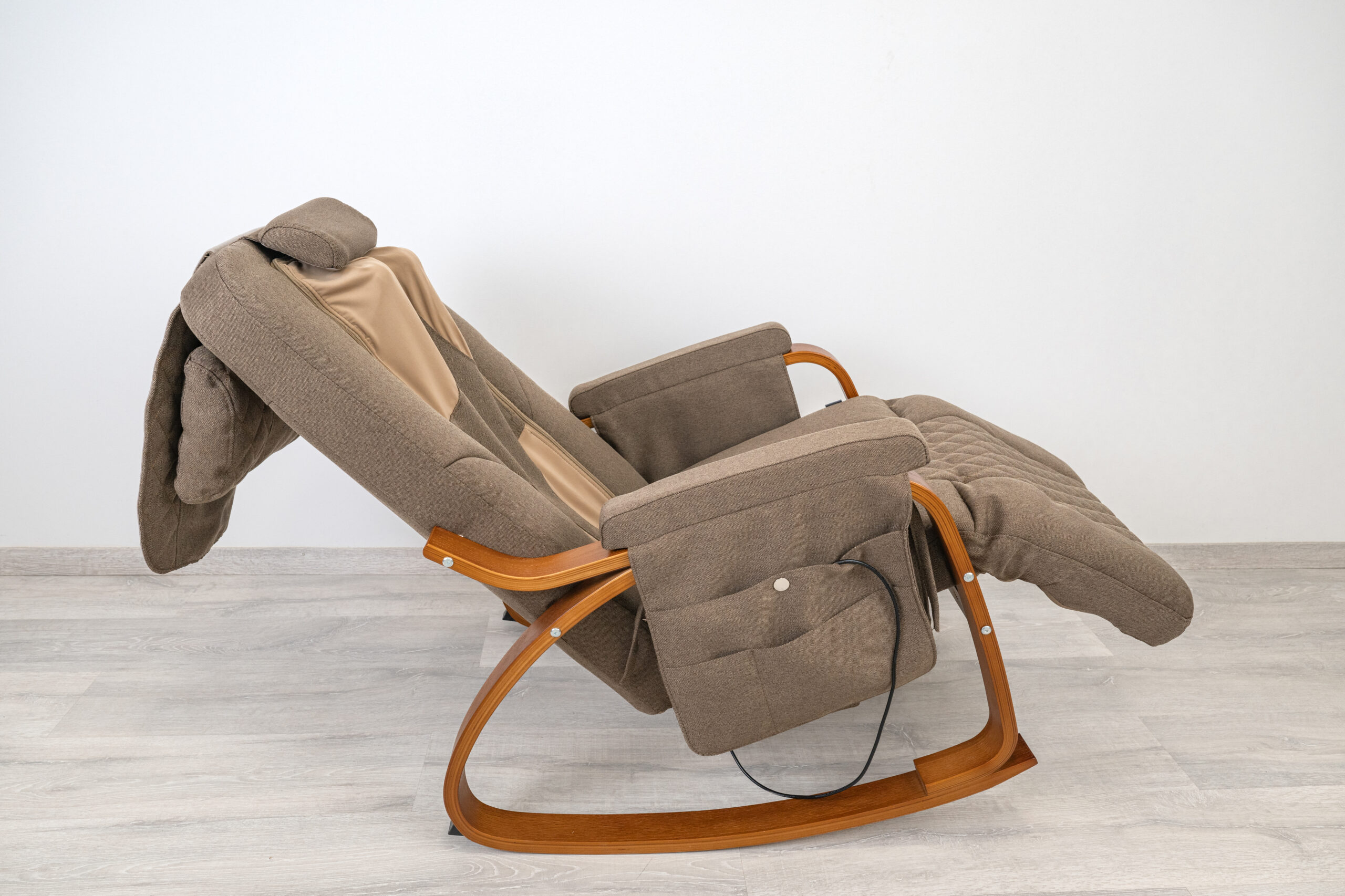 Počivalnik, gugalnik in mini masažni stol MINI ELITE II ( model 2025) - slika 26