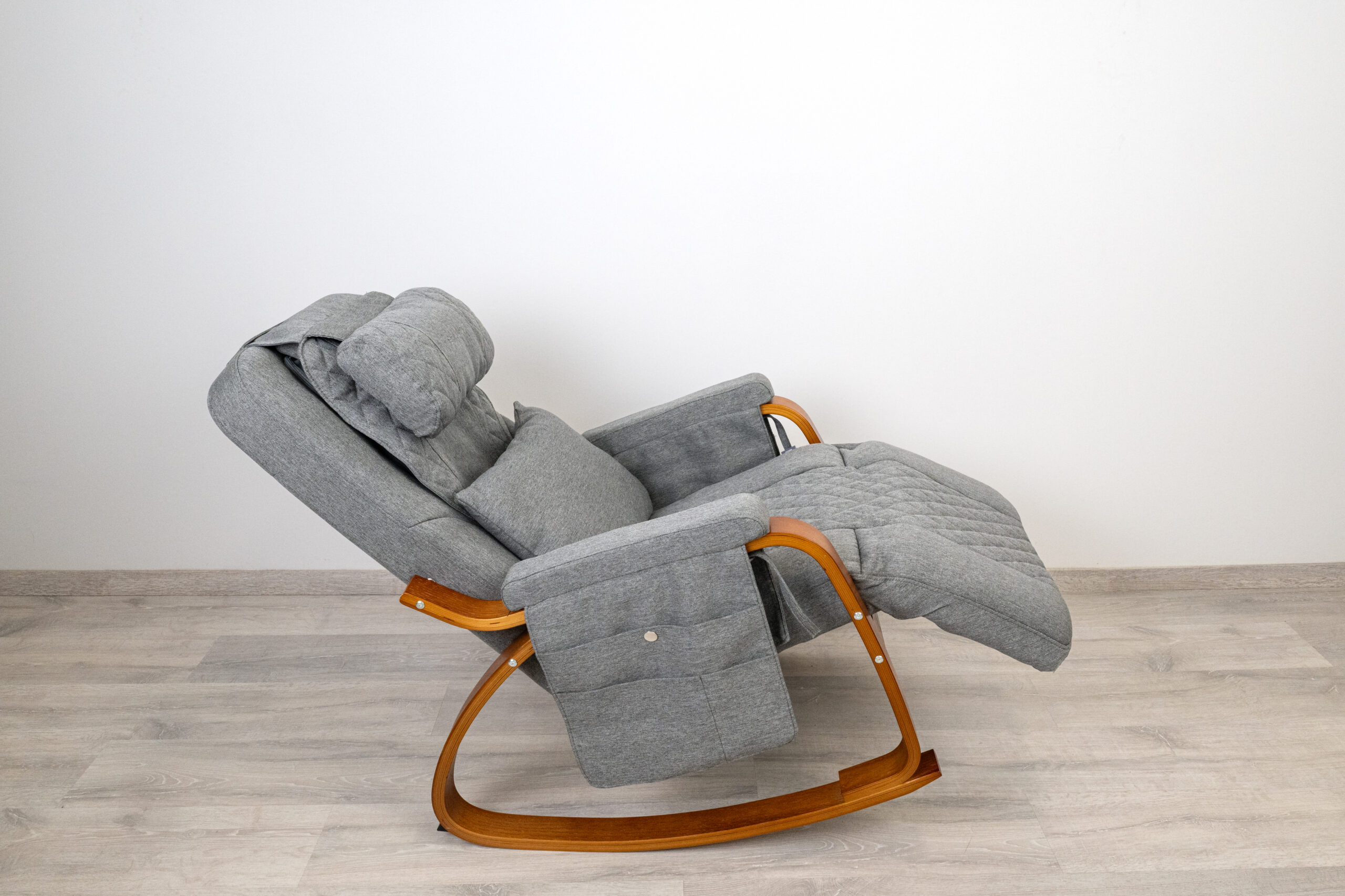 Počivalnik, gugalnik in mini masažni stol MINI ELITE II ( model 2025) - slika 38