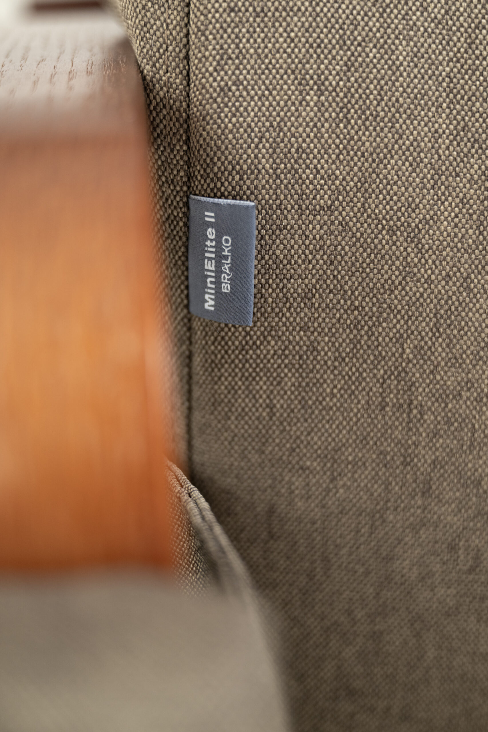 Počivalnik, gugalnik in mini masažni stol MINI ELITE II ( model 2025) - slika 8